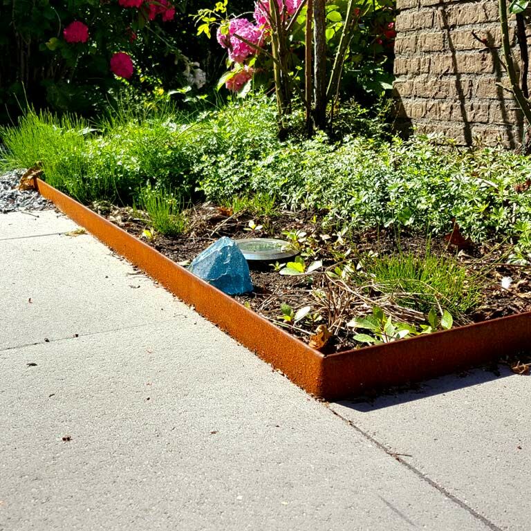 Obrubník zploštělý z cortenové oceli 23 cm (délka 150 cm)