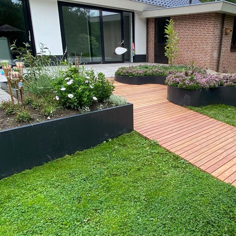 Opěrná zeď rovná z práškově lakovaná ocel 150 cm (výška 60 cm)