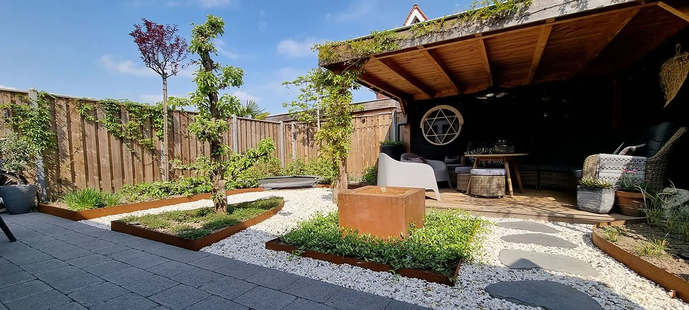 Umístění cortenové oceli okrajových pásů v zahradě: kompletní návod krok za krokem